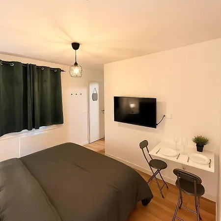 L'escapade Moderne Apartment *